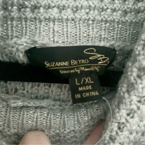 Suzanne Betro cowl neck sweater size large/xlarge - Picture 4 of 10